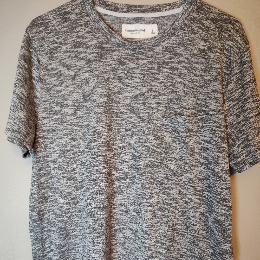 Abercrombie and Fitch Soft Tee Mens Size Large Cotton/Polyester Front Pocket